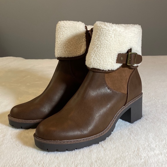 SM New York Shoes - SM New York Sherpa Lined Composite Leather Brown Heeled Boots - 9.5 Tilly